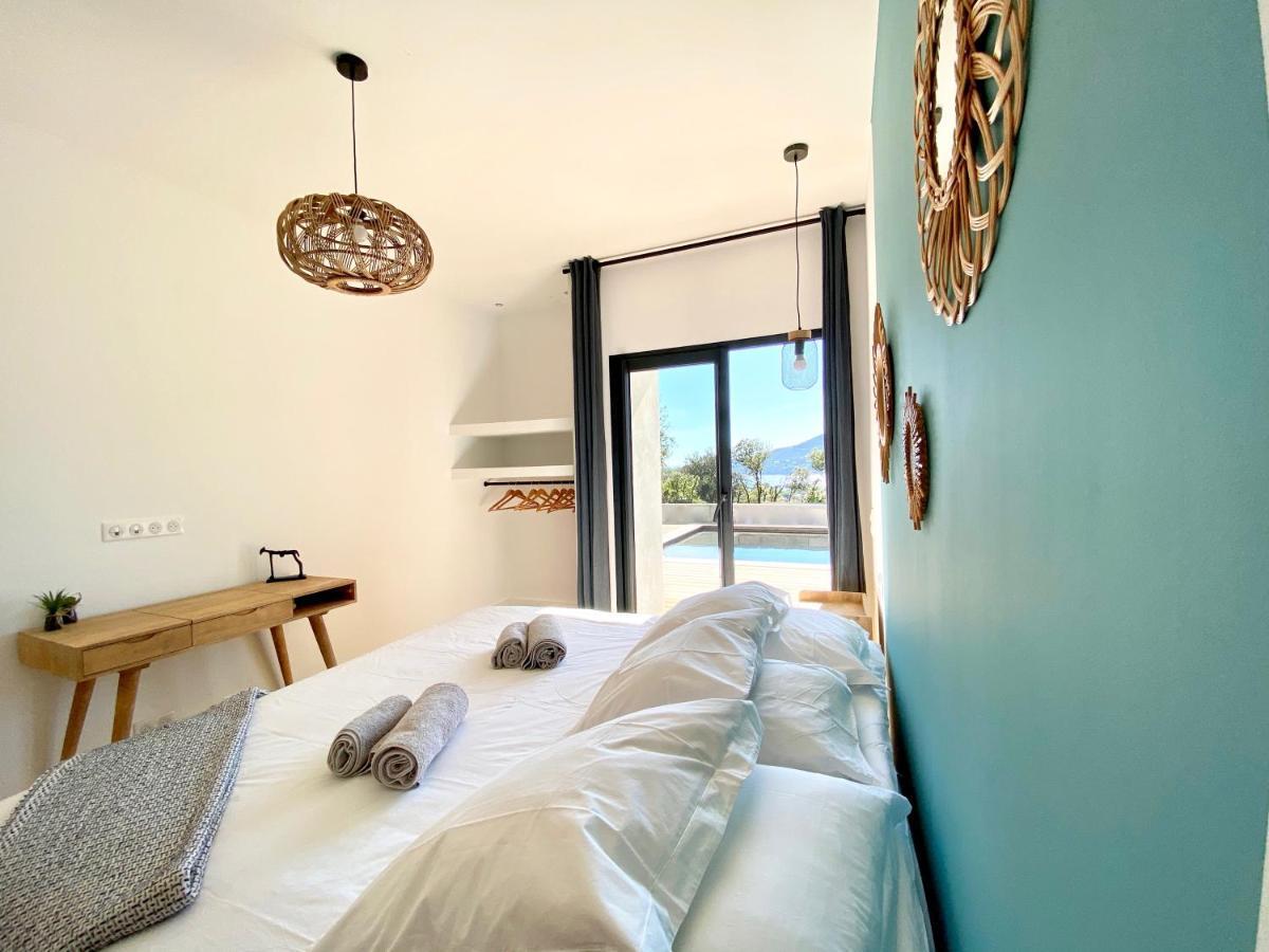 Villas De Standing Avec Magnifique Vue Mer Et Piscines Privees, Sagone サゴーヌ エクステリア 写真
