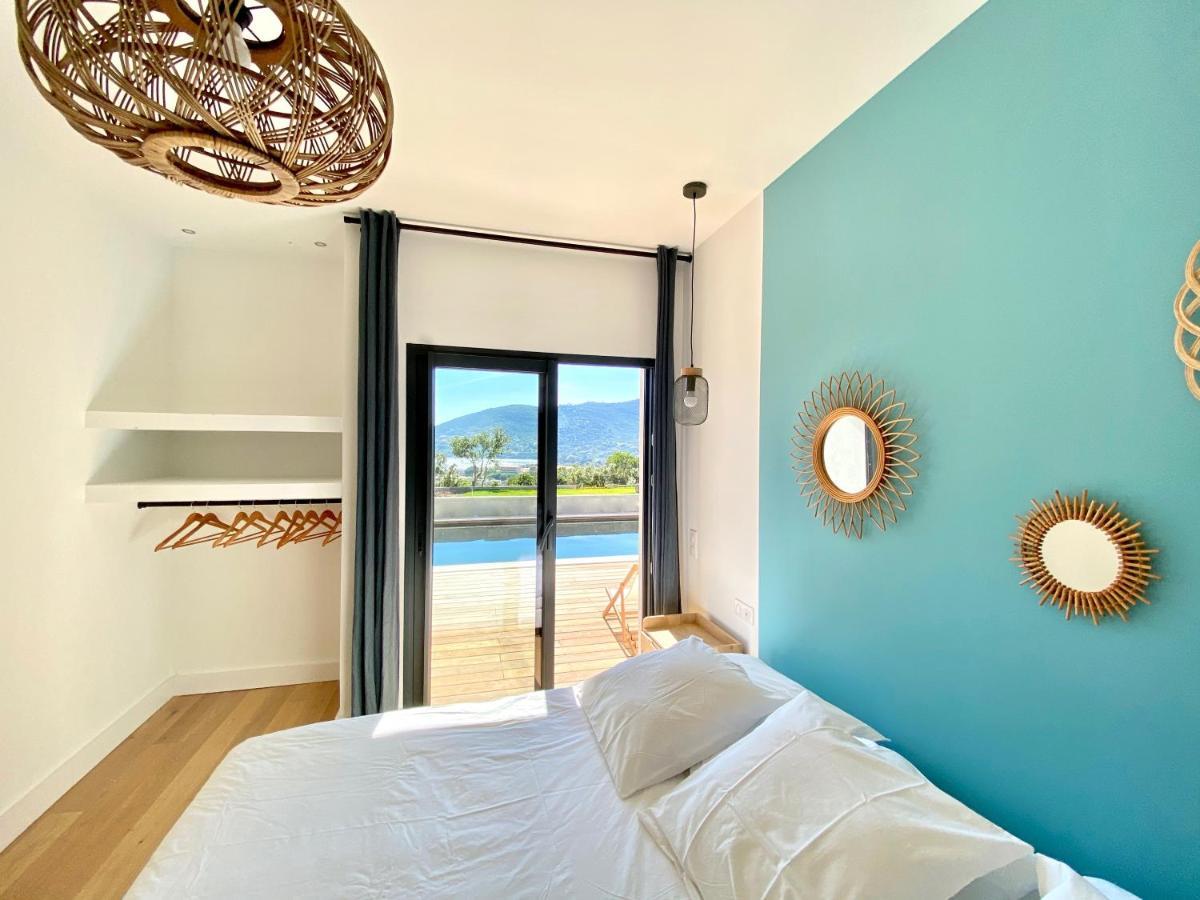 Villas De Standing Avec Magnifique Vue Mer Et Piscines Privees, Sagone サゴーヌ エクステリア 写真