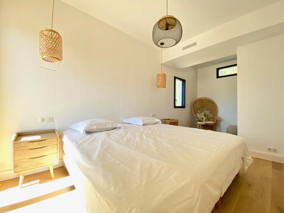 Villas De Standing Avec Magnifique Vue Mer Et Piscines Privees, Sagone サゴーヌ エクステリア 写真