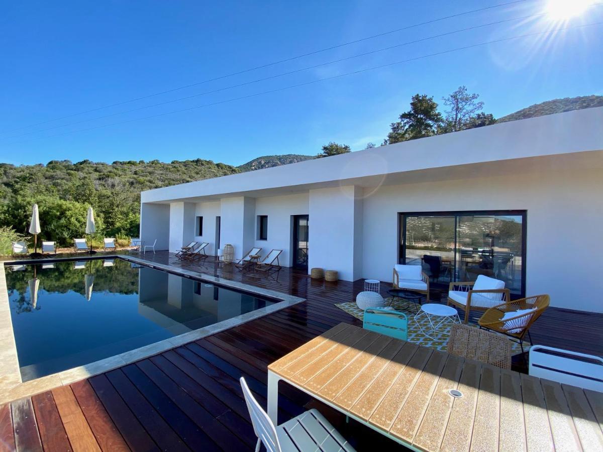 Villas De Standing Avec Magnifique Vue Mer Et Piscines Privees, Sagone サゴーヌ エクステリア 写真