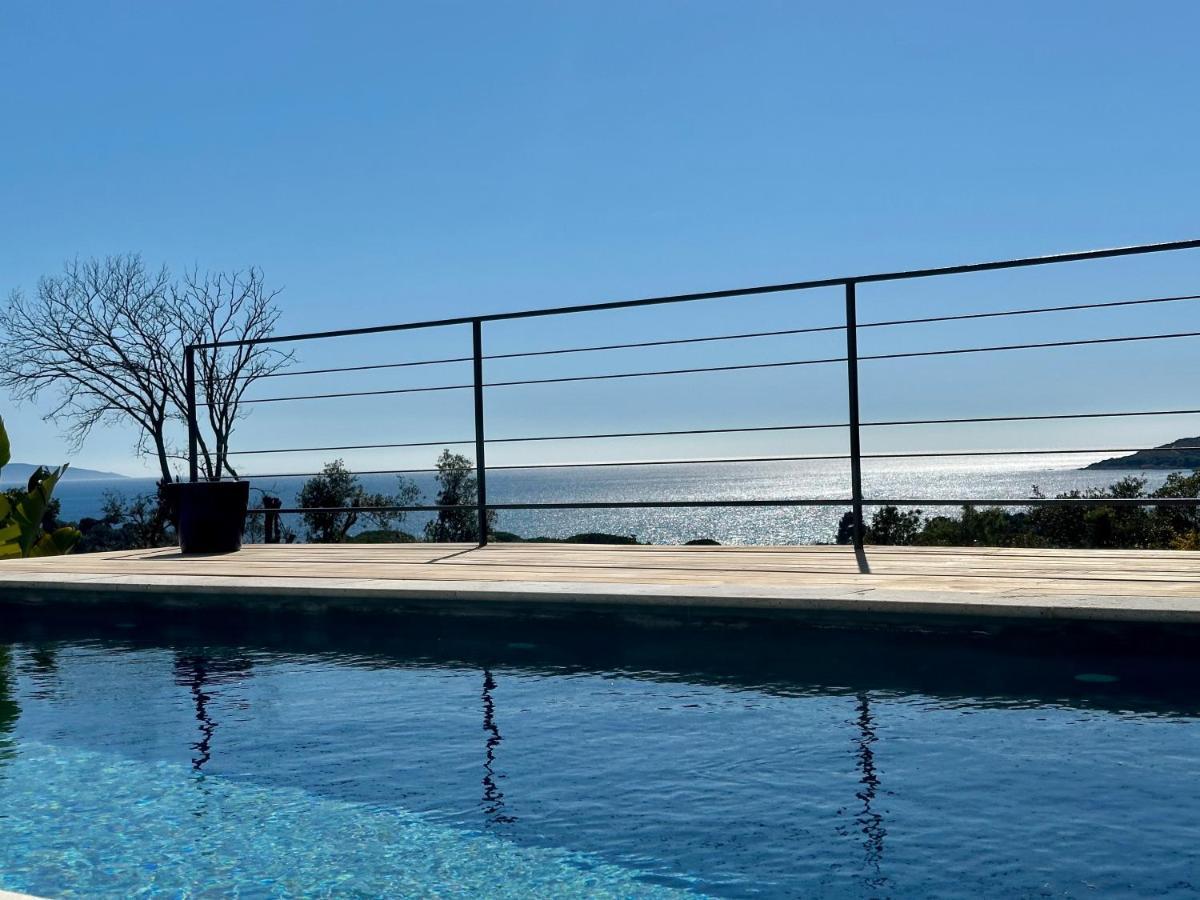 Villas De Standing Avec Magnifique Vue Mer Et Piscines Privees, Sagone サゴーヌ エクステリア 写真